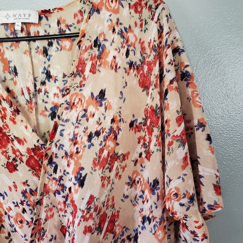 Flowered Blouse - Picture 3 of 3